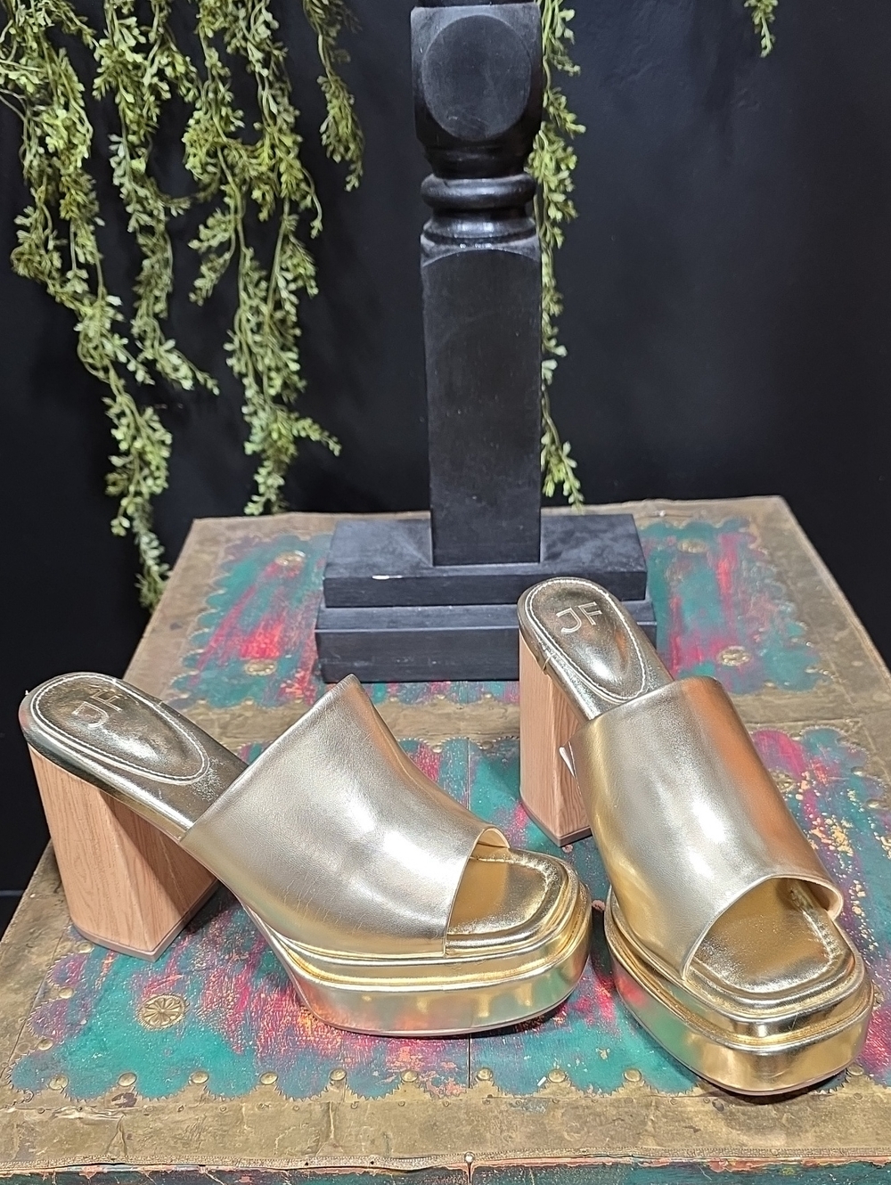 NEW! jf j.ferrar Metallic Gold Platform Slide Heels